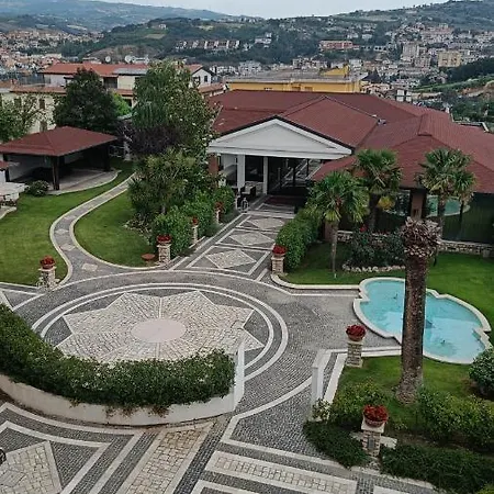 Lemi Hotel 4*