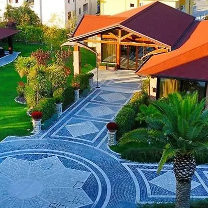 Lemi Hotel 4*