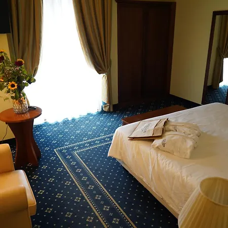Hotell Lemi 4*