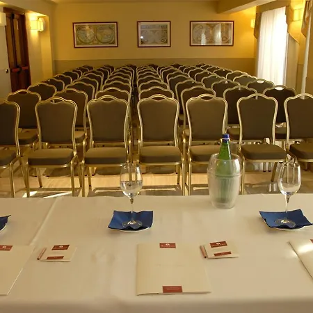 Lemi 4* بينيفنتو